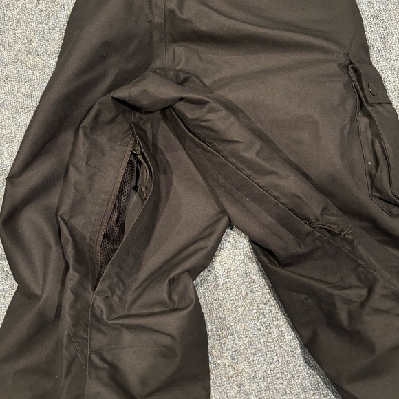 Oakley Performance Fit Snow Pants Women’s Size XS, Black - Picture 9 of 10